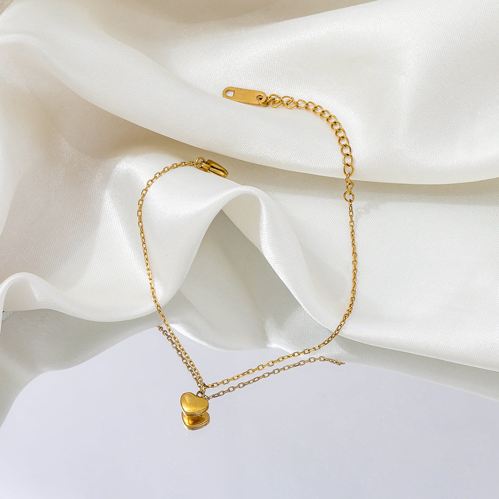 Vela Heart Charm Chain Bracelet