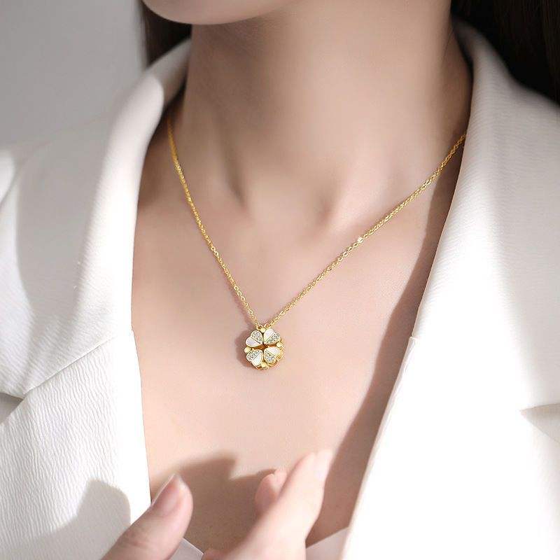 Lucky Clover Heart Pendant Necklace