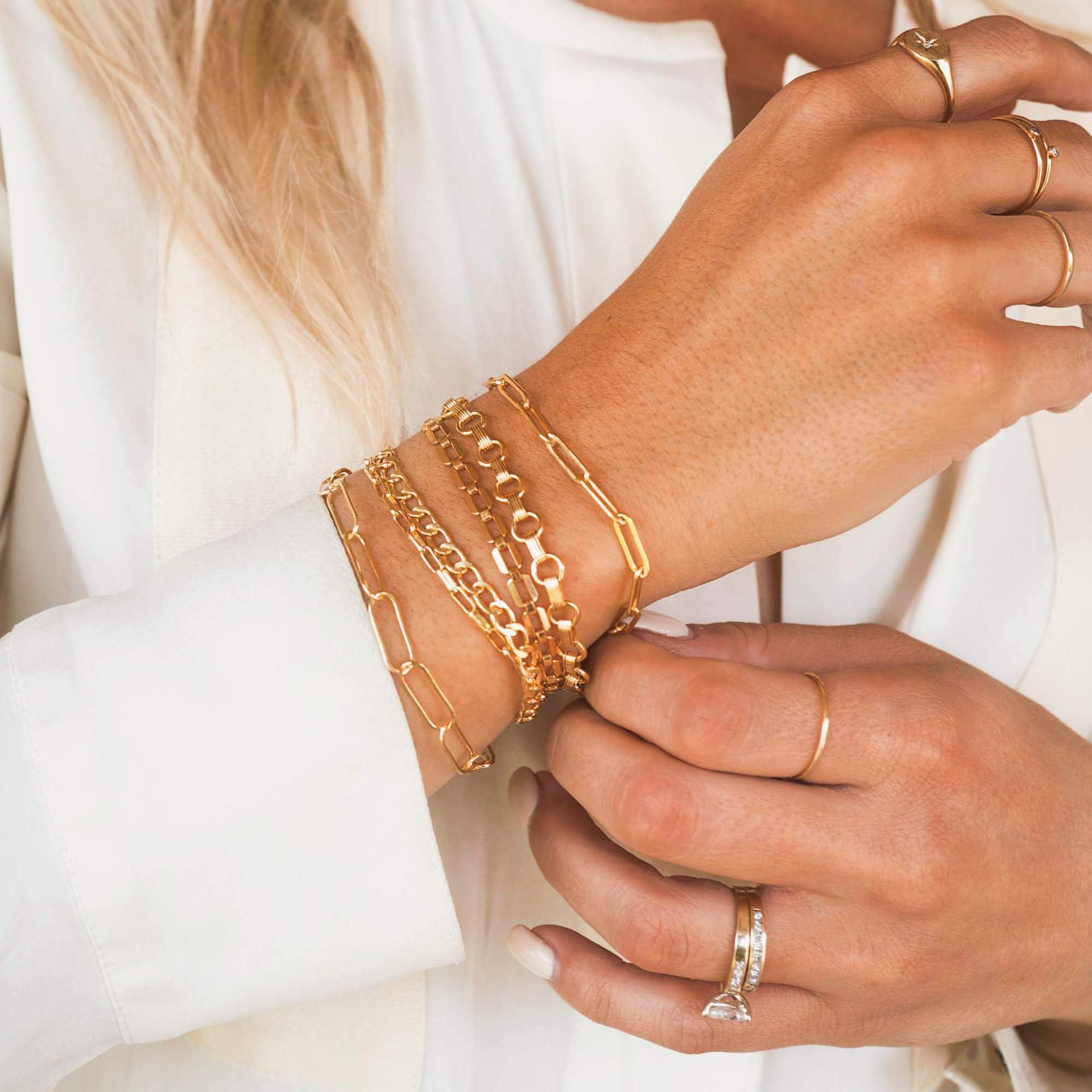 Linka Paperclip Bracelet